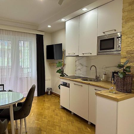 Apartment Batumi Luaran gambar