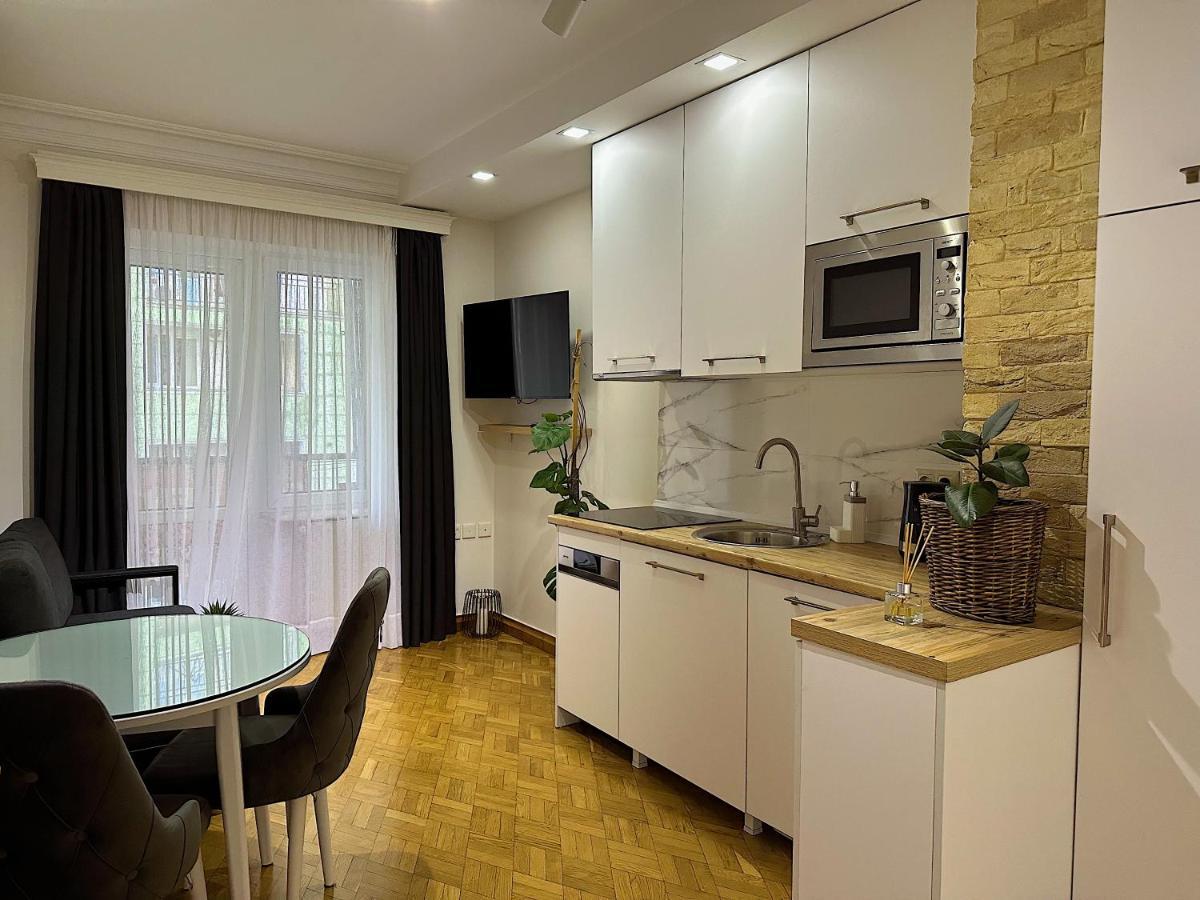 Apartment Batumi Luaran gambar
