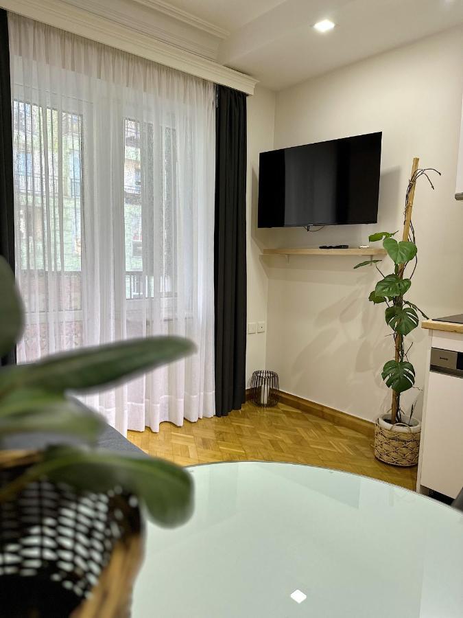 Apartment Batumi Luaran gambar