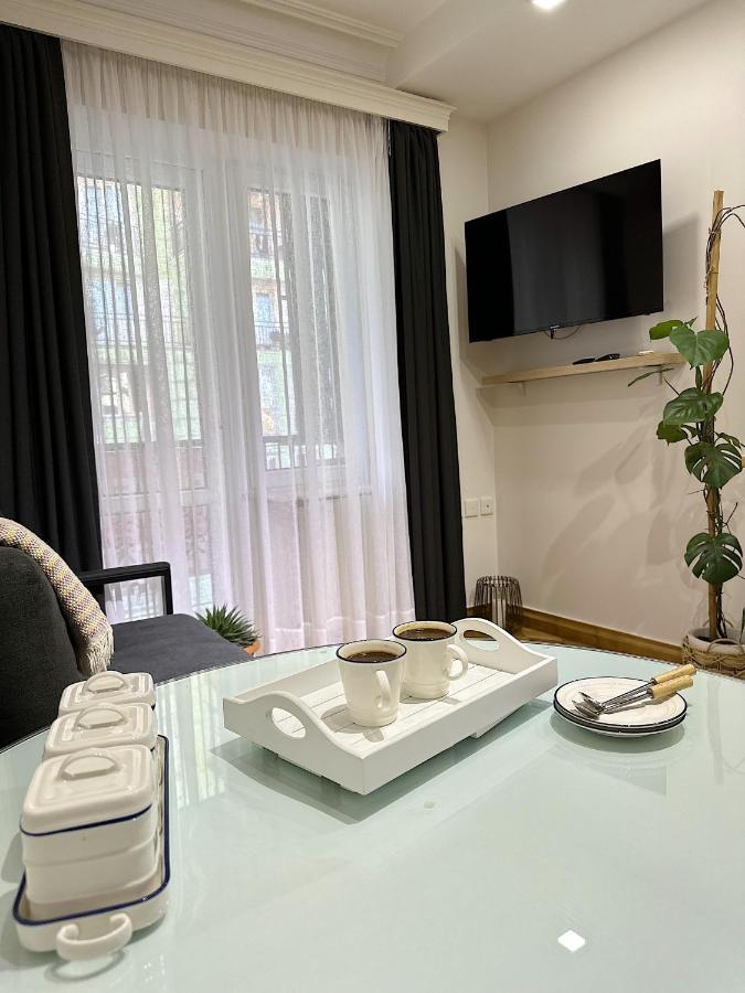 Apartment Batumi Luaran gambar